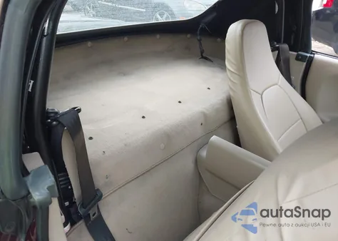 2000 Mazda Mx-5 Miata Base from USA, damaged, VIN JM1NB3536Y0147844